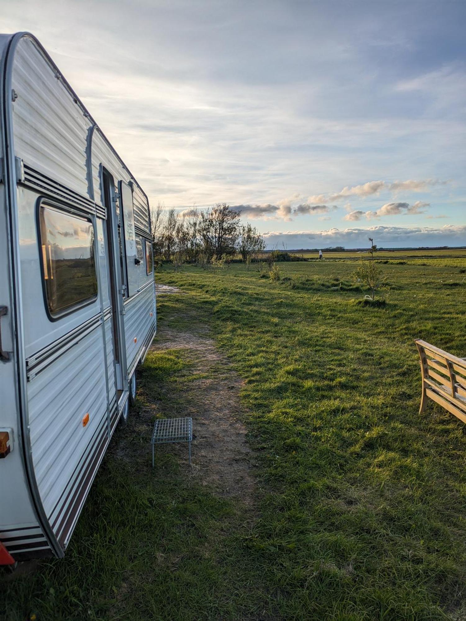 Caravan Zee By Bnb De Kapitein 't Horntje Eksteriør bilde